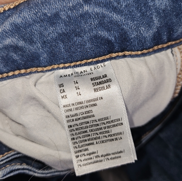 AE Next Level High-Waisted Ripped Jegging - 14 Regular - Picture 2 of 4